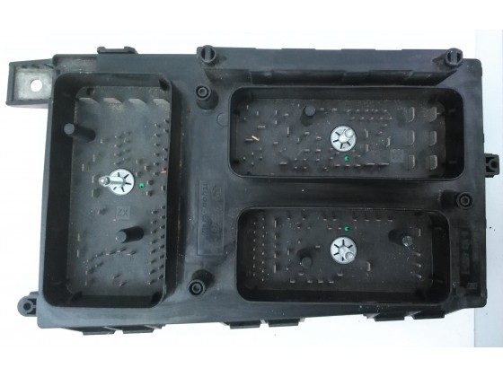 Caixa Fusíveis Opel Astra H  2005 cxf67